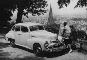 Opel Kapitän (1952) - perfekt für den Ausflug in andere Städte (1952)