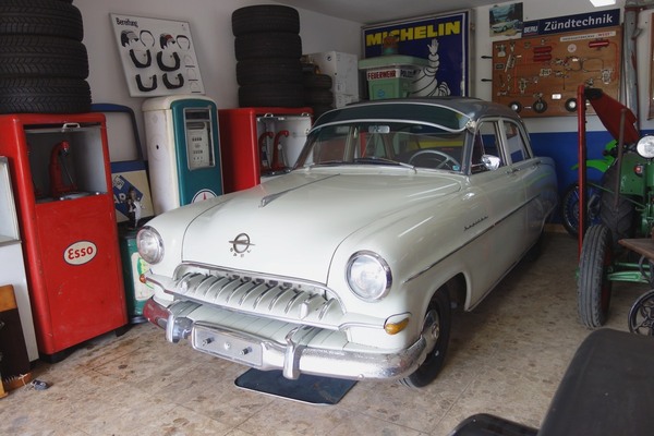 Opel Kapitän (1954) – Zu Besuch in der Sammlung Hilker