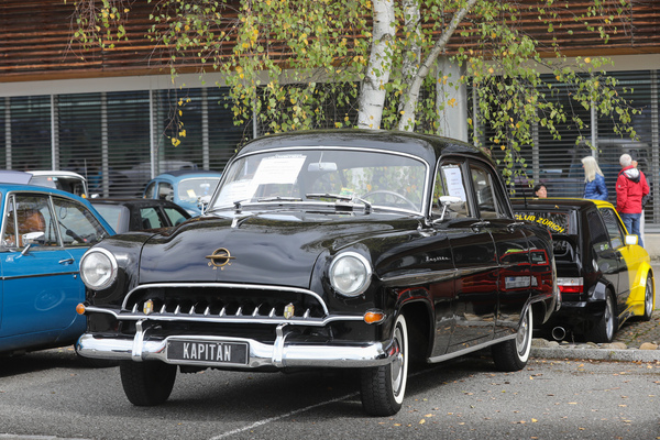 Opel Kapitän (1954) - sechs Zylinder, 2472 cm3 und 75 PS für 17'500 Franken zu haben - FNA Jahrestreffen 2025