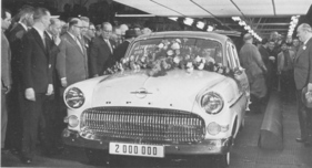 Opel Kapitän (1956) - lief als zweimillionster Opel vom Band (1956)