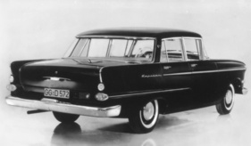 Die Fotowagen waren ordnungsgemäss zugelassen. Für die Pressefotos wurden die Kennzeichen allerdings wegretouchiert.