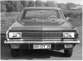 Opel Kapitän (1964) - eindruckheischende Front