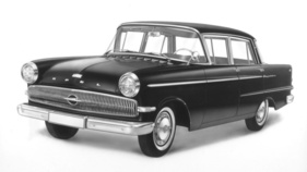 Derselbe Wagen in Dreiviertelansicht.