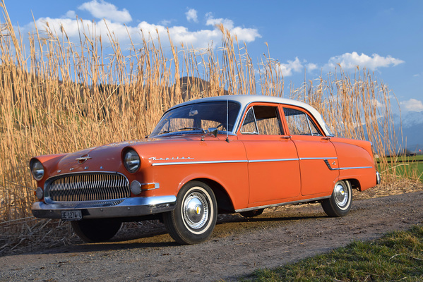 Opel Kapitän P 2,5 L (1957) - angeboten an der Versteigerung der Oldtimer Galerie in Toffen am 29. April 2017