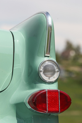 Aus dem charakteristischen "Schlüsselloch" des Vorgängers war eine simple Ellipse geworden – beinahe schon ein Ford-Motiv.