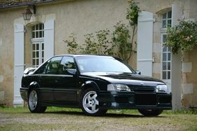 Opel Lotus Omega (1993) - angeboten als Lot 132 an der Artcurial Monaco Versteigerung am 19. Juli 2021