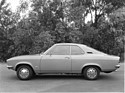 Opel Manta (1970) - lange Motorhaube, Platz für fünf Personen und deren Gepäck