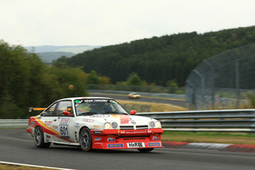 Opel Manta (1981) am 42. RCM DMV Grenzlandrennen 2019 auf dem Nürburgring