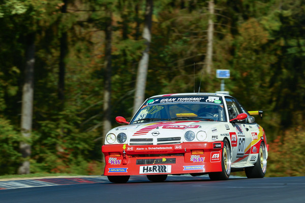 Opel Manta (1981) beim 8. Lauf der VLN 2018 (50. ADAC Barbarossapreis)