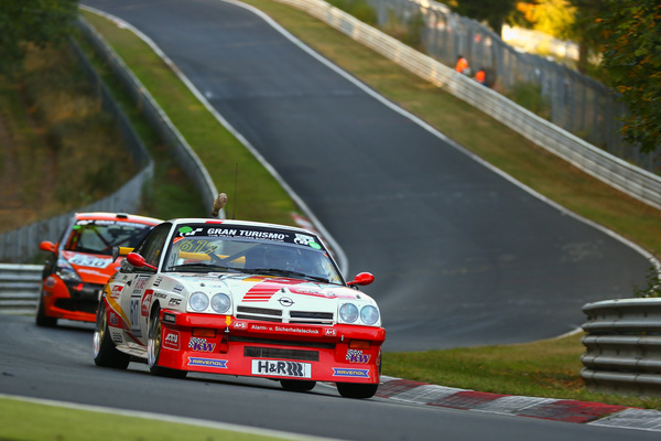 Opel Manta (1981) beim 8. Lauf der VLN 2018 (50. ADAC Barbarossapreis)