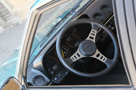 Opel Manta 2.0 S (1980) - Tacho, Wassertemperatur und Benzinstand müssen reichen als Anzeigen