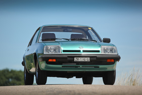 Opel Manta 2.0 S (1980) - wenig später erhielten die Coupés dann ein Facelift