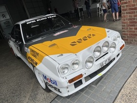 Opel Manta 400 (1984) – Sonderausstellung "125 Jahre Opel-Automobile" im "Nationalen Automuseum – The Loh Collection" Opel Manta 400 (1984) – Sonderausstellung "125 Jahre Opel-Automobile" im "Nationalen Automuseum – The Loh Collection"