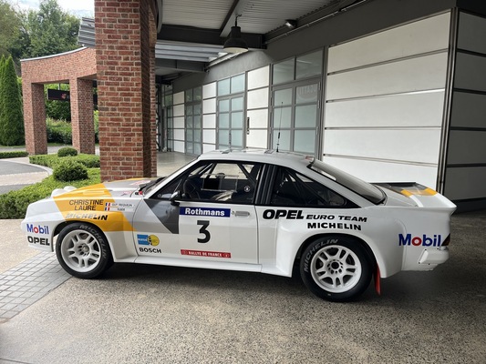 Opel Manta 400 (1984) – Sonderausstellung "125 Jahre Opel-Automobile" im "Nationalen Automuseum – The Loh Collection"