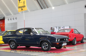 Opel Manta A 1,9 S Berlinetta Automatik (1974) - wie neu und immer noch wunderschön - an der Retro Classics Stuttgart 2013