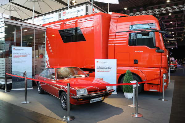 Opel Manta B (1978) - auf dem Stand der Württembergischen - Bremen Classic Motorshow 2023