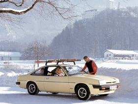 Opel Manta Berlinetta (1979) – Vor Schloss Hohenaschau Opel Manta Berlinetta (1979) – Vor Schloss Hohenaschau