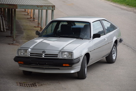 Opel Manta CC GT/E (1979) - angeboten an der Versteigerung der Oldtimer Galerie am 23. April 2016 in Toffen