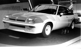 Opel Manta GT/E (1977) - farblich besonders auffälliges Modell - Genfer Autosalon 1977 Opel Manta GT/E (1977) - farblich besonders auffälliges Modell - Genfer Autosalon 1977