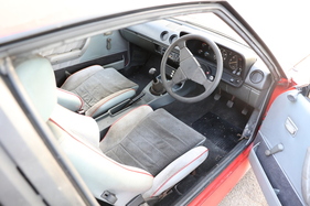 Opel Manta GT/E (1988) - als Lot 116 an der Bonhams MPH Bicester Heritage Versteigerung am 17. Juli 2021