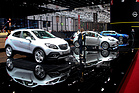 Opel Mokka - eleganter Stand der Rüsselsheimer - auf dem Genfer Automobilsalon 2015