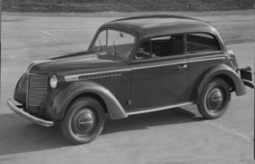 Opel Olympia (1947) - mit 1,5-Liter-Motor und neuer Vorderradaufhängung (1947)