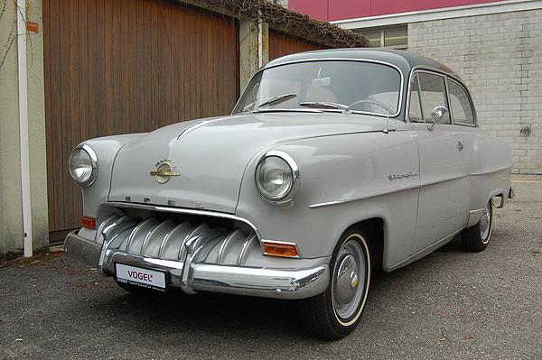 Bild Opel Olympia (1954) - an der Verkaufsausstellung und Auktion des Vogel Autocenters in Wangen (19. - 21. April 2013)