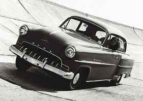 Opel Olympia Rekord (1953) - auf Testfahrt