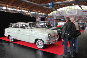 Opel Olympia Rekord (1956) - als Cabrioletlimousine im weitgehenden Originalzustand für EUR 27'500 angeboten - Motorworld Classics Bodensee 2019