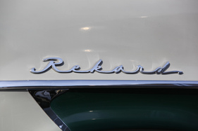 Opel Olympia Rekord (1956) - der Rekord-Schriftzug auf der Flanke