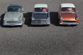 Opel Olympia Rekord (1956) - die Form veränderte sich von Baureihe zu Baureihe, links Olympia Rekord, rechts der Nachfolger Rekord P1, in der Mitte Rekord P2 Opel Olympia Rekord (1956) - die Form veränderte sich von Baureihe zu Baureihe, links Olympia Rekord, rechts der Nachfolger Rekord P1, in der Mitte Rekord P2