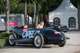 Opel Rak 2 (1928) - Raketenauto für Geschwindigkeitsrekorde, man beachte die Flügelprofile - Classic-Gala Schwetzingen 2018