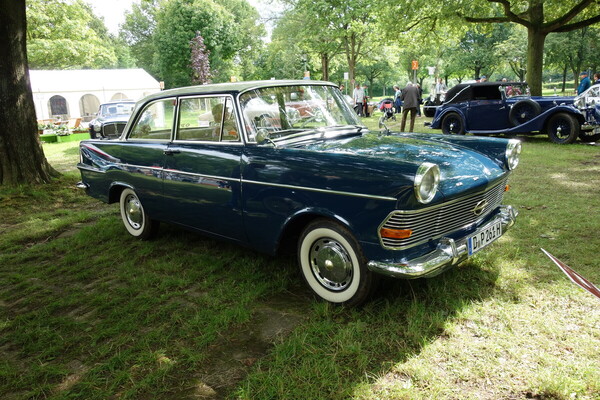 Opel Rekord 1700 (1961) – Classic Days Düsseldorf 2023