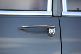 Opel Rekord 1700 (1962) - regelrechte Türgriffe