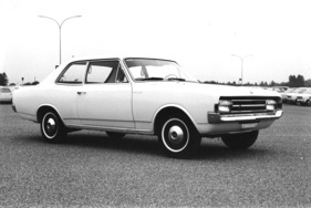 Opel Rekord 1700 (1967) - zweitürige Limousine bei der Vorstellung