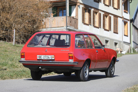 Opel Rekord 1900 Caravan (1977) - smooth rear end without frills. Not even an Opel flash was allowed (1977)