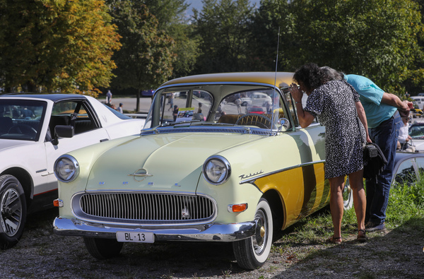 Opel Rekord Ascona (1958) – Albisgütli Classic Cars & Bikes Oktober 2023