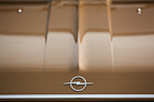 Bild: Opel Rekord C 1900 (1971) - konturierte Motorhaube