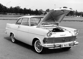 Opel Rekord Coupé (1962) - Zugang zum Motor