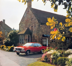 Opel Rekord Coupé De Luxe (1972) – Englisches Werbefoto