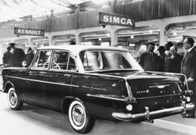 Opel Rekord L (1962) - Direkt neben dem Stand von Simca.