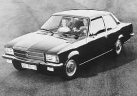 Opel Rekord L (1972) – als zweitürige Limousine Opel Rekord L (1972) – als zweitürige Limousine