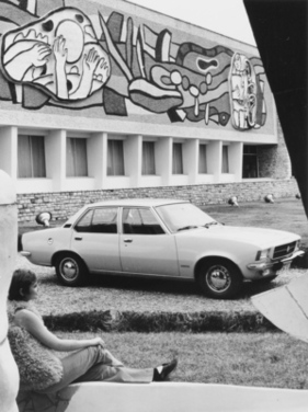 Opel Rekord L (1973) – zeitgenössisches Werbefoto