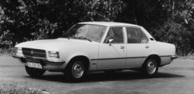Opel Rekord L Berlina (1976) – als viertürige Limousine