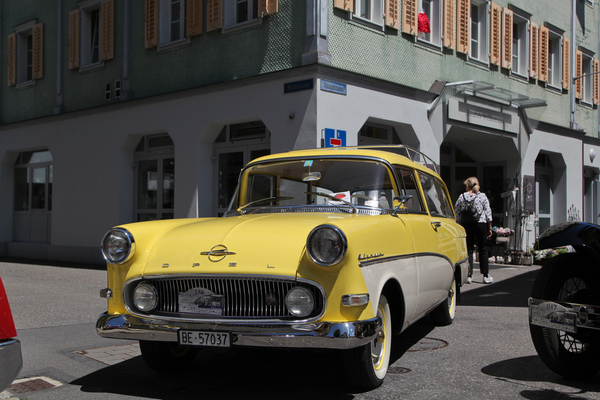 Opel Rekord Olympia (1959) - als Kombi in Gelb - Oldtimer in Obwalden (O-iO) 2019
