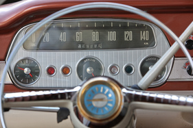 Opel Rekord P1 "Ascona" (1959) - links die Acht-Tage-Uhr - jede Woche aufziehen genügte