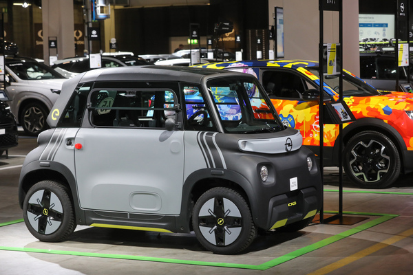 Opel Rocks-e (2022) - die Ableitung vom kleinen elektrischen Citroën Ami - Auto Zürich 2022