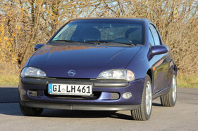 Opel Tigra (1996) - 10. Preis bei der 27. Oldtimerspendenaktion der Lebenshilfe Gießen e.V. 2021