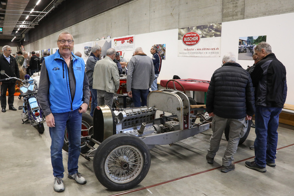 Image: Organizer Hürlimann is visibly proud of the good capacity utilization and the many visitors to the trade fair - Oldtimermesse St. Gallen 2024