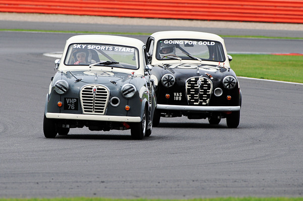 Orla Chennaoui lässt nichts anbrennen - Austin A30/35 Celebrity Challenge - Silverstone Classic 2017